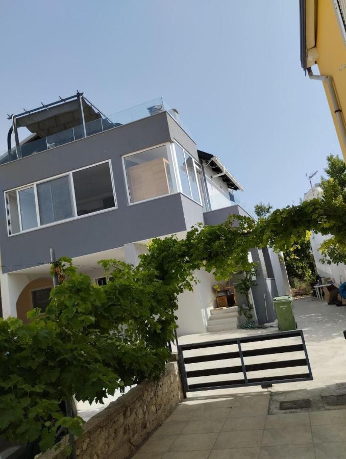 Sun Apartment
